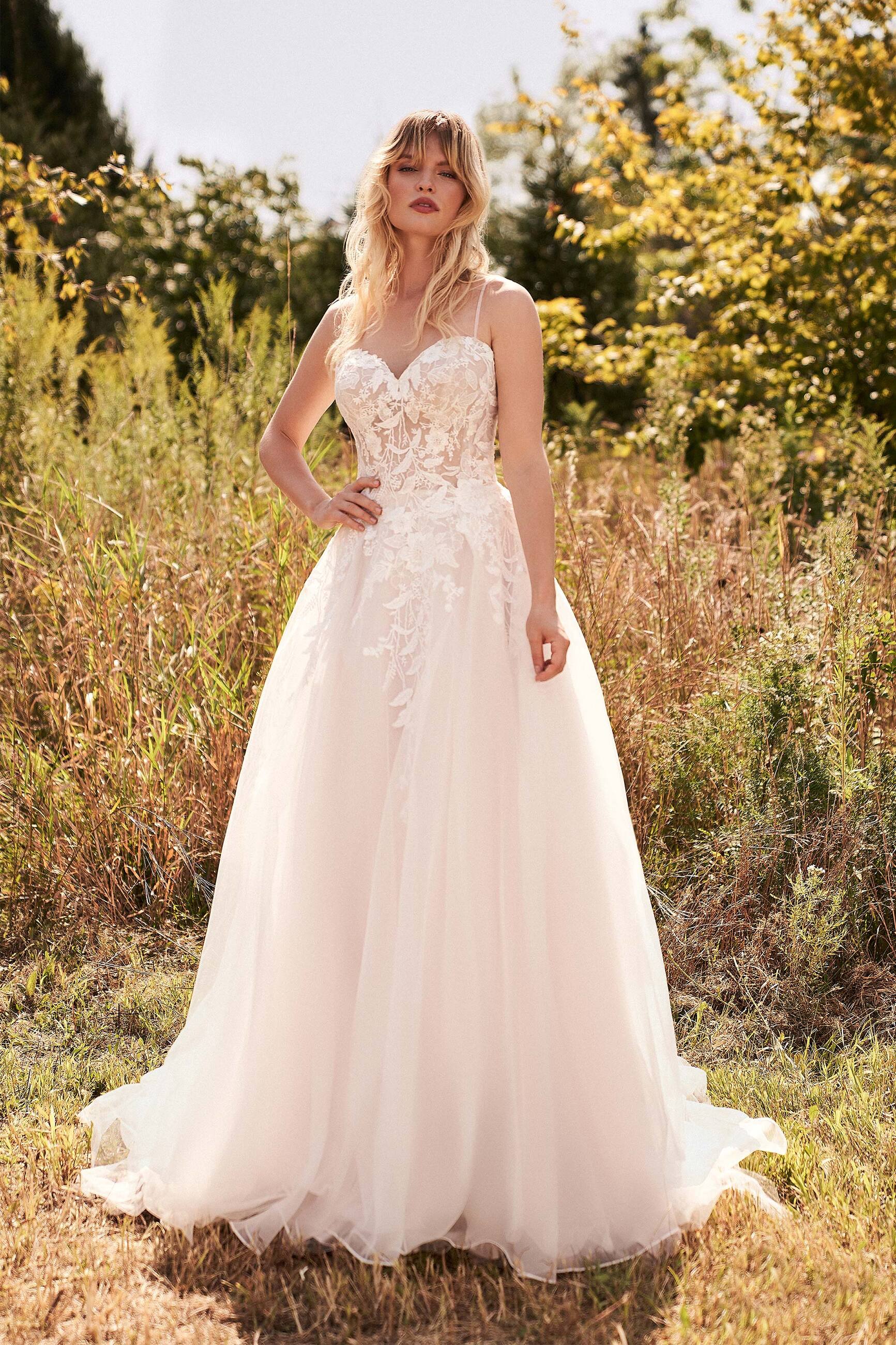 Lillian West Fall/Winter 2021 Collection Trunk Show Main Image
