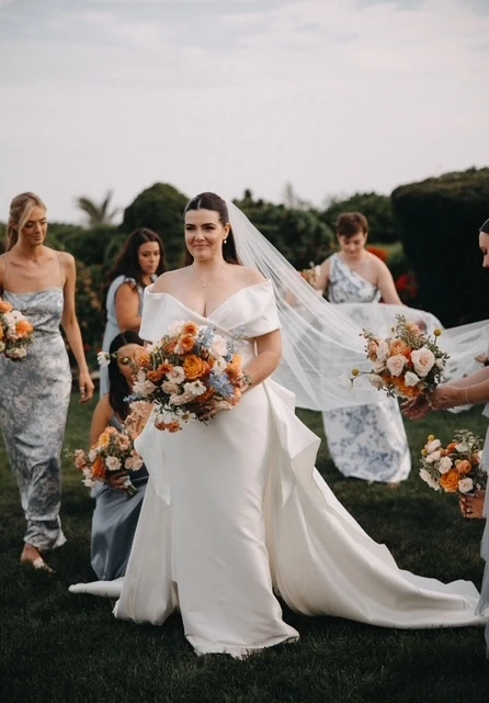 Gallery Image #slidesGrid38