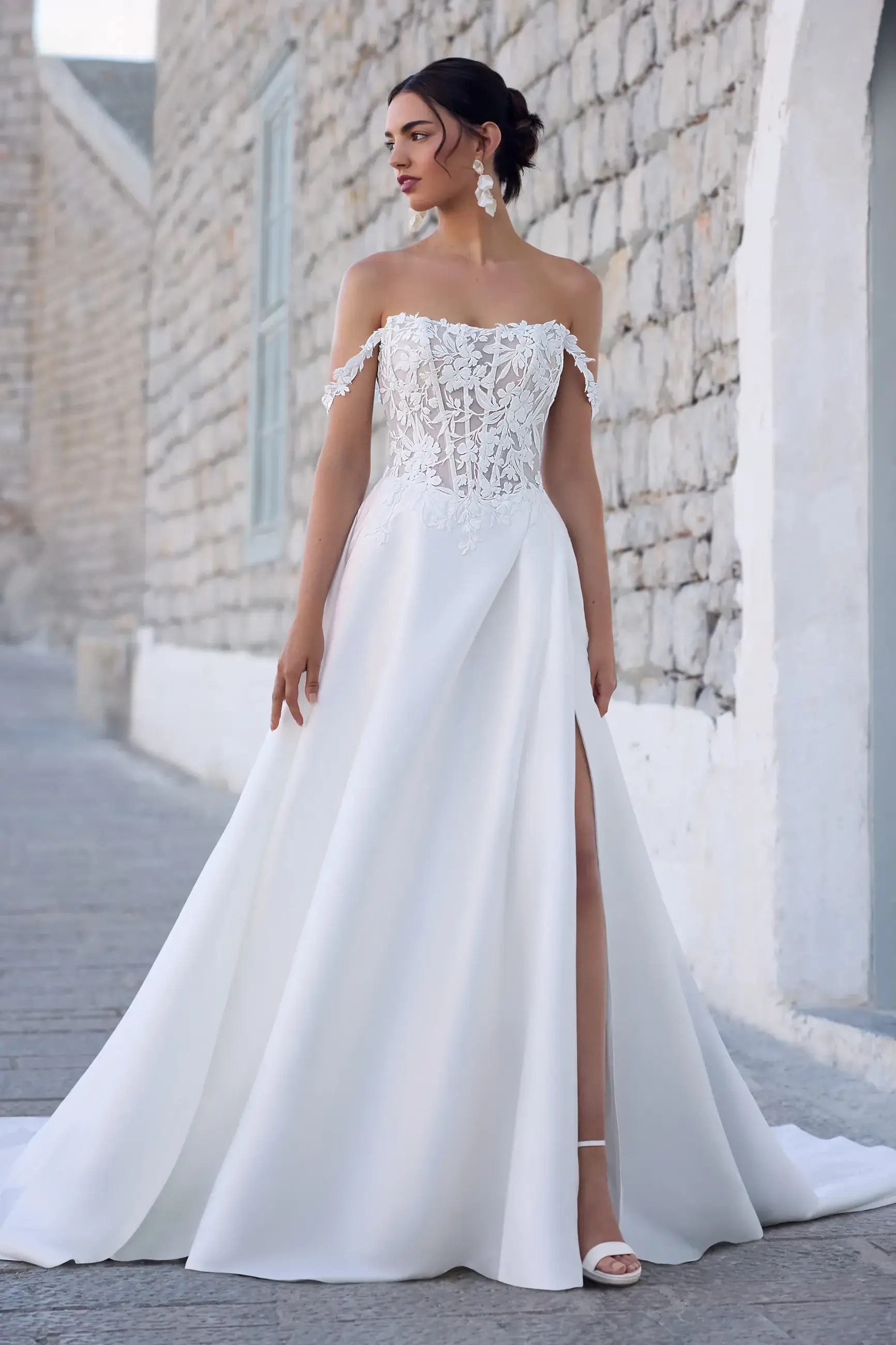 Sophia Tolli