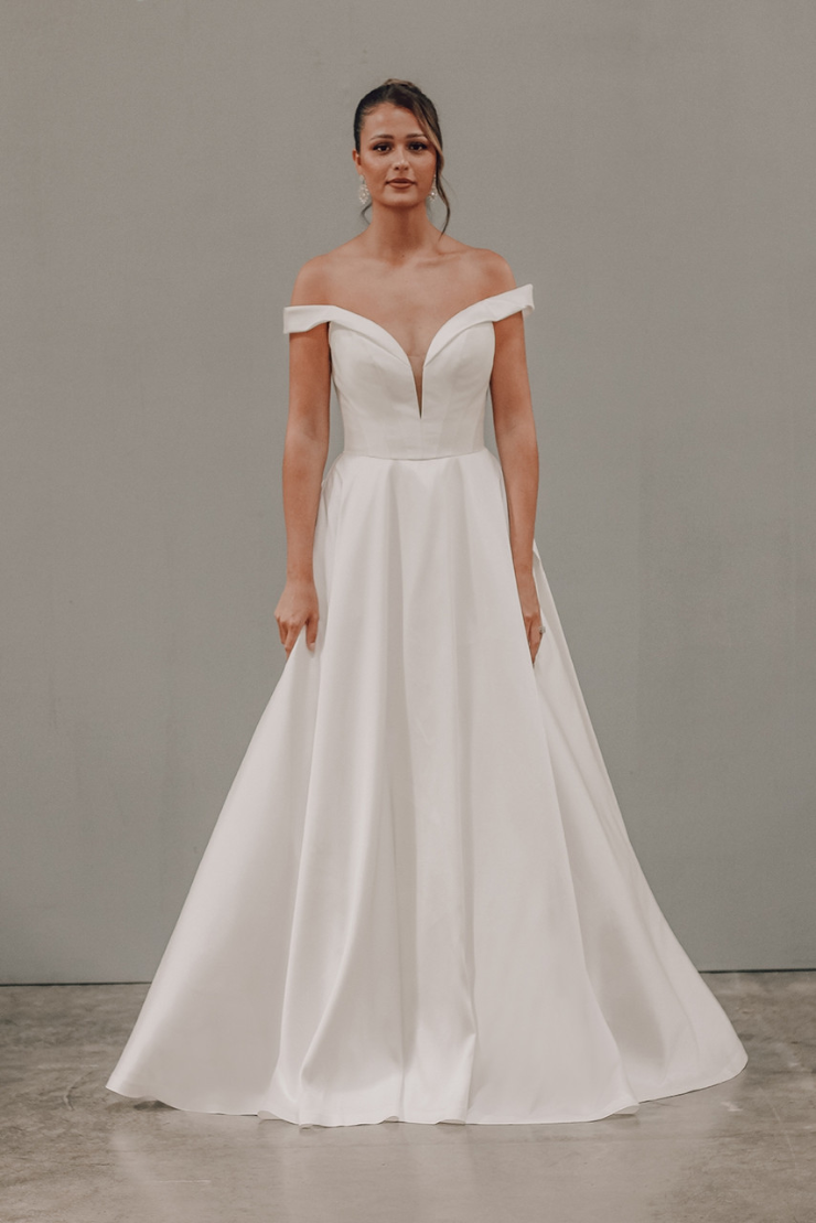 Allure Bridal #L595 Default Thumbnail Image